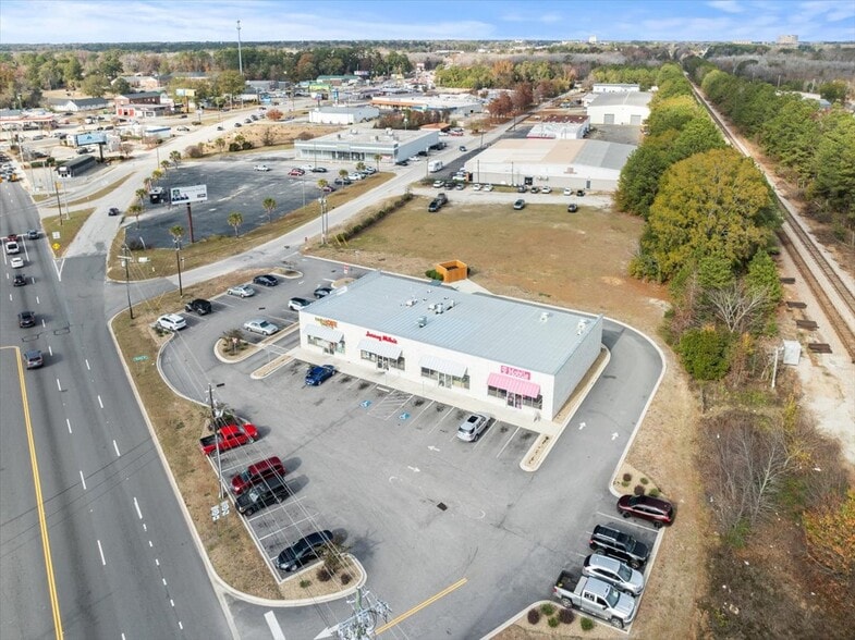 More Photos Of 211 Pamplico Hwy, Florence General Retail For Lease