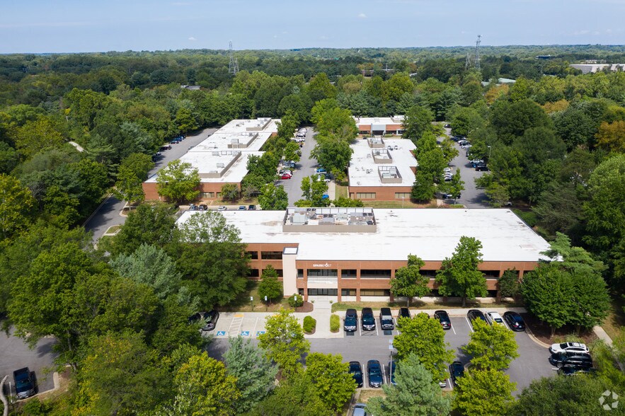 More Photos Of 9160 Guilford Rd, Columbia Office For Lease