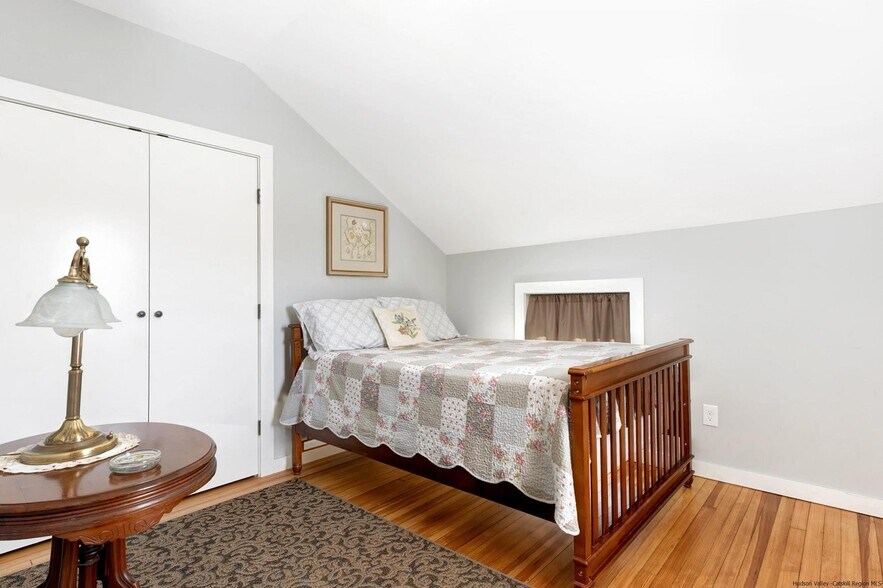 More Photos Of 17 Mill Hill Rd, Woodstock Restaurant For Sale