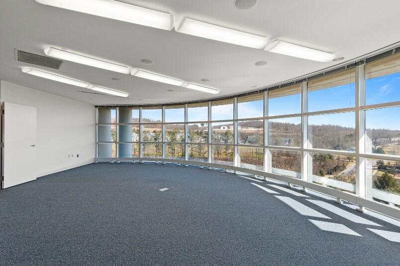 More Photos Of 701 Technology Dr, Canonsburg Office For Lease