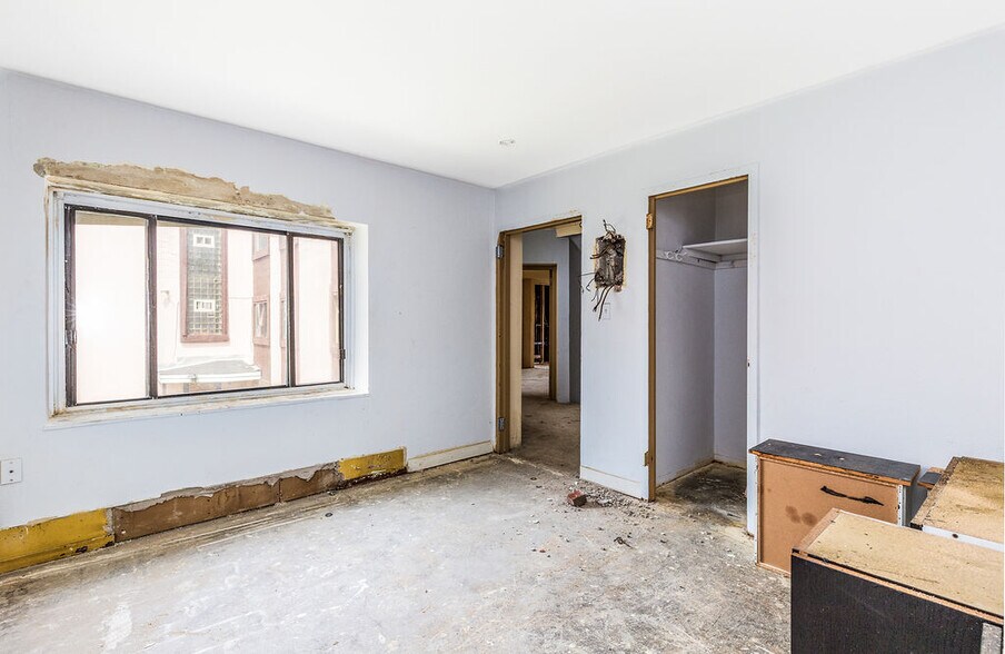 More Photos Of 628 9th St, Niagara Falls Apartments For Sale