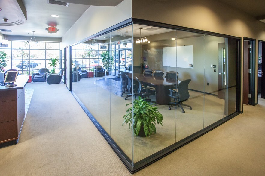 More Photos Of 919 Reserve Dr, Roseville Coworking Space