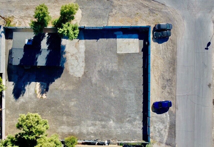 More Photos Of 3662 Park St, Las Vegas Industrial For Sale