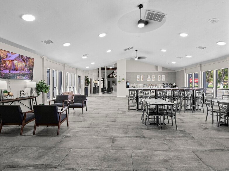 More Photos Of 333 N Main St, Richfield Hotel For Sale