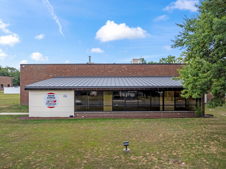 More Photos Of 154 Tices Ln, East Brunswick Manufacturing For Sale