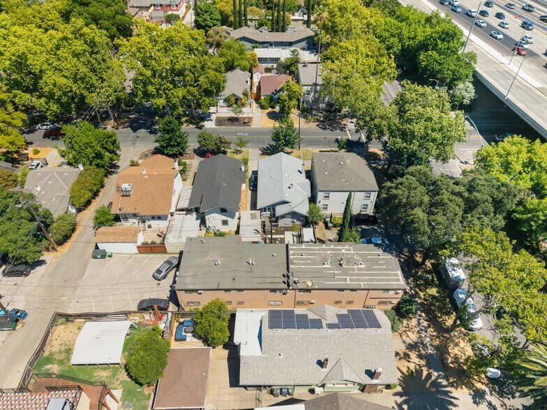 More Photos Of 2323 W St, Sacramento Apartments For Sale