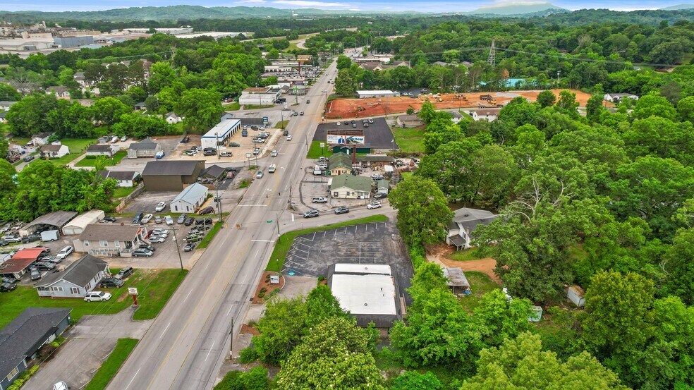 More Photos Of 4611 Hixson Pike, Hixson Office For Lease