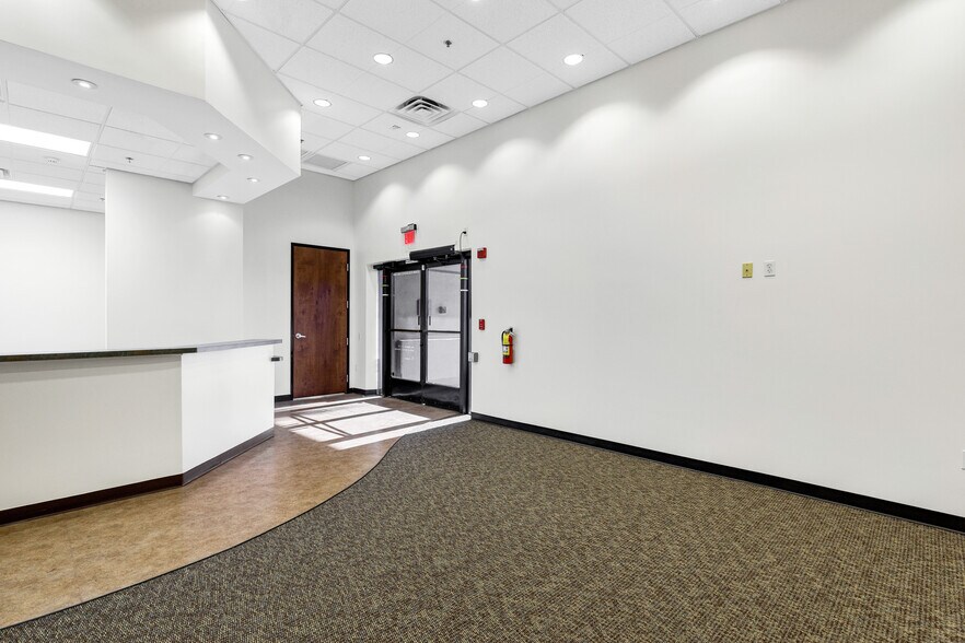 More Photos Of 15405 N 99th Ave, Sun City Medical For Lease