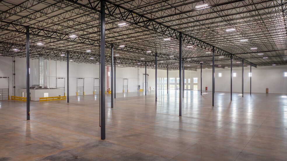 More Photos Of 7700 Gunters Way, Madison Unknown For Lease