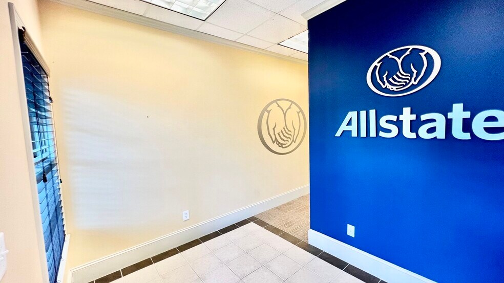 More Photos Of 2469 E Piedmont Rd, Marietta Office For Lease