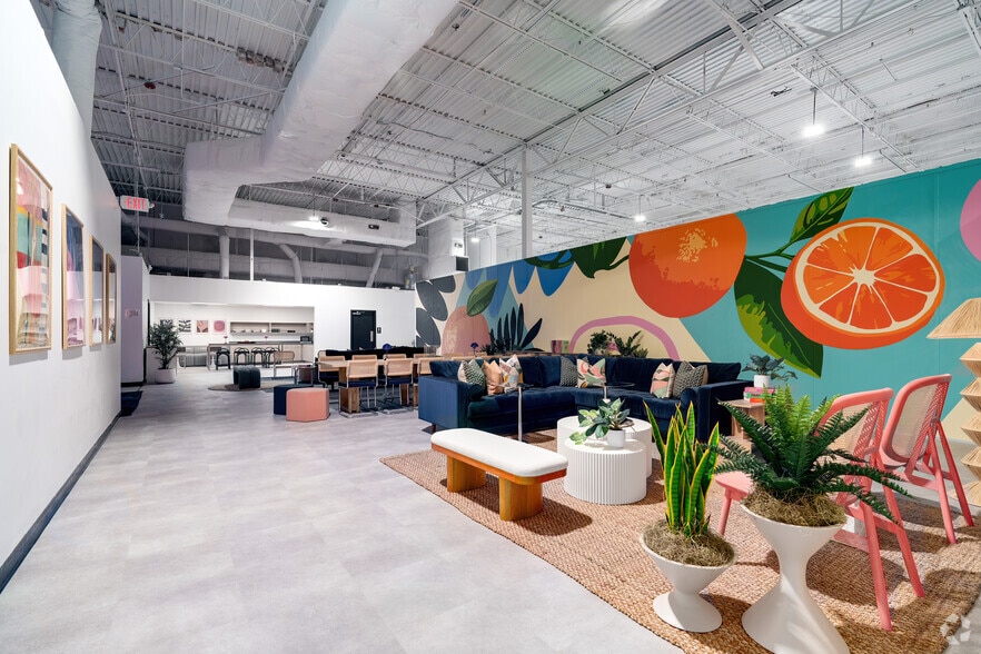 More Photos Of 4121 34th St, Orlando Warehouse For Lease