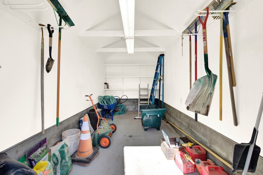 More Photos Of 8560 Holmes Ln, Winters Specialty For Sale