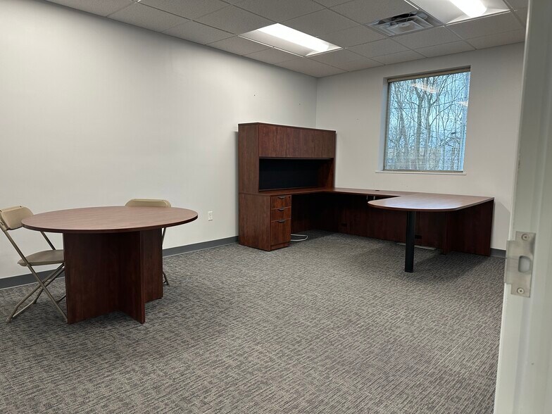 More Photos Of 150 E Broadway St, Covington Bank For Sale