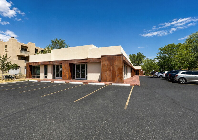 More Photos Of 810 Calle Mejia, Santa Fe Office For Sale