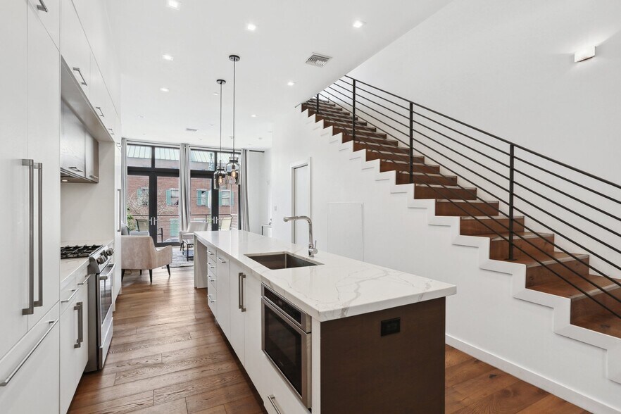 More Photos Of 618 N Rampart St, New Orleans Apartments For Sale