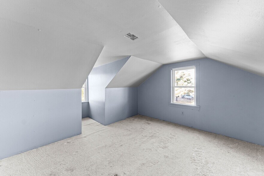 More Photos Of 29560 Reames Ln, Jonesburg Industrial For Sale