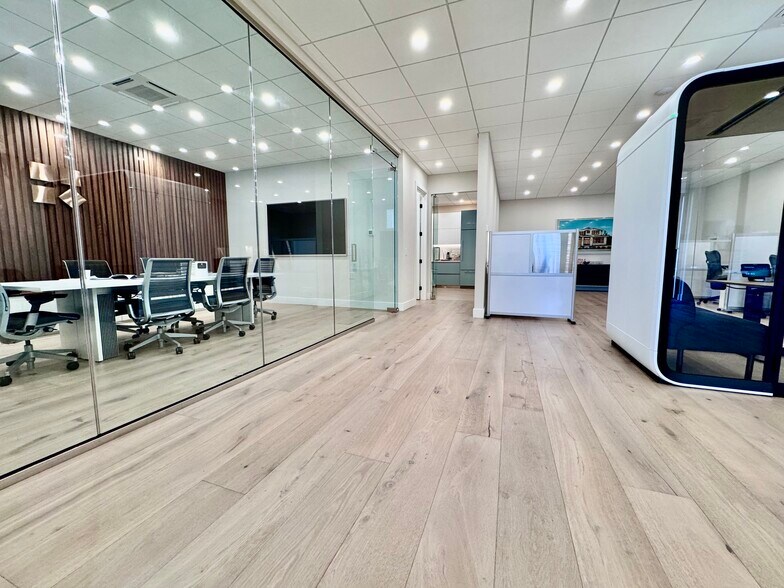 More Photos Of 1088 Independence Ave, Mountain View Warehouse For Sale