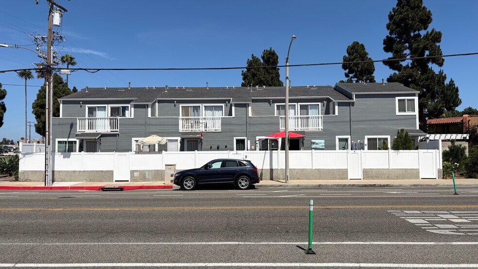 More Photos Of 504 Clay Ave, Huntington Beach Apartments For Sale