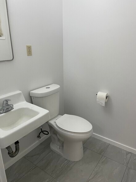 More Photos Of 3200 Mowry Ave, Fremont Medical For Lease