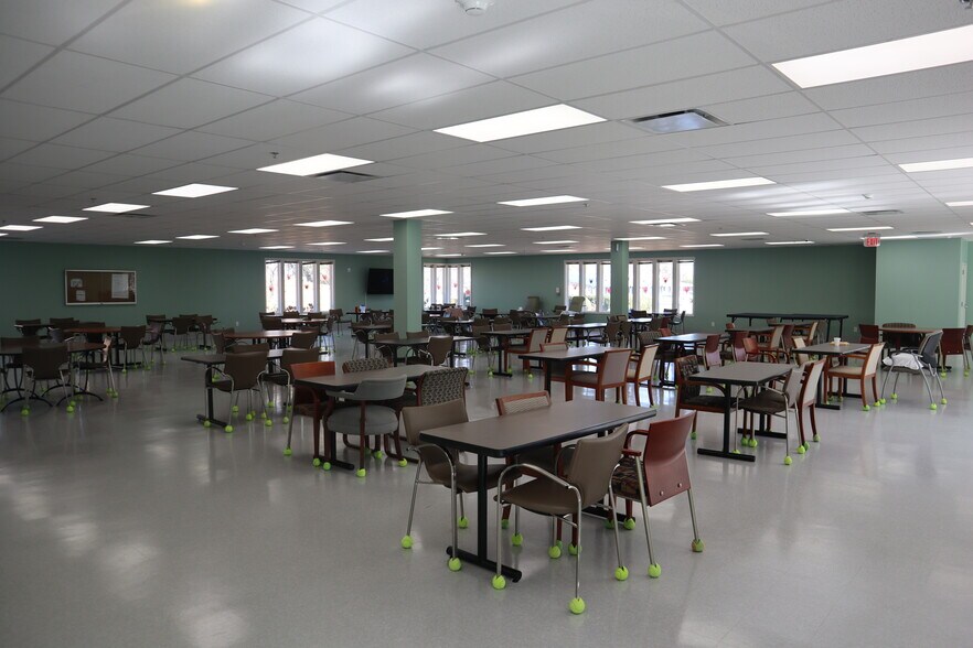 More Photos Of 7950 Nations Ford Rd, Charlotte Medical For Sale