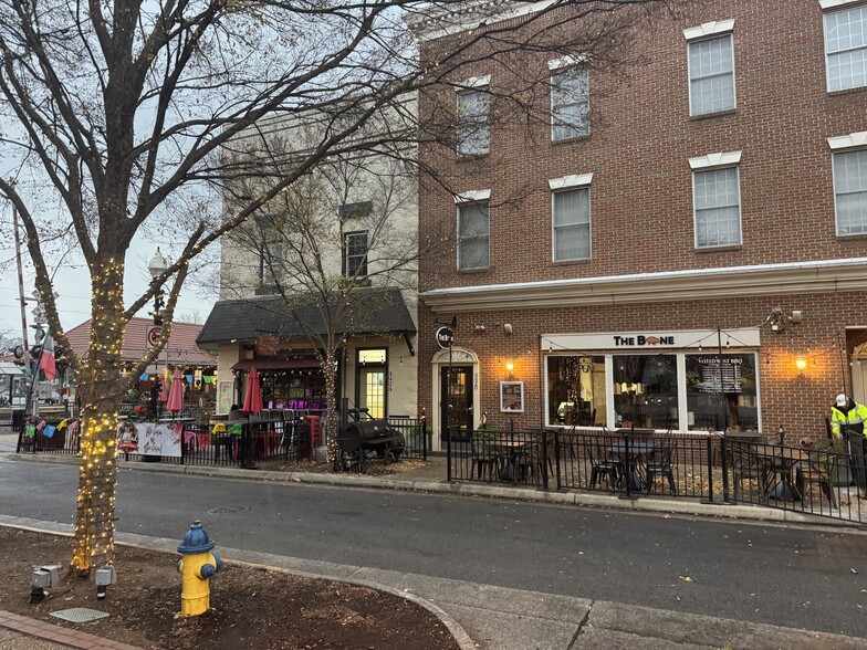 Primary Photo Of 9426-9428 Battle St, Manassas Storefront Retail Office For Lease