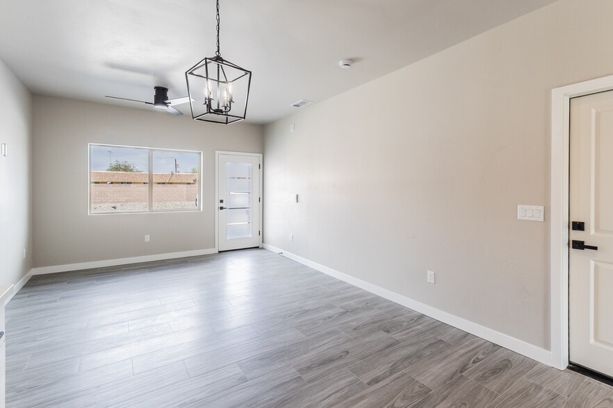 More Photos Of 2786 McCulloch N blvd, Lake Havasu City Multifamily For Sale