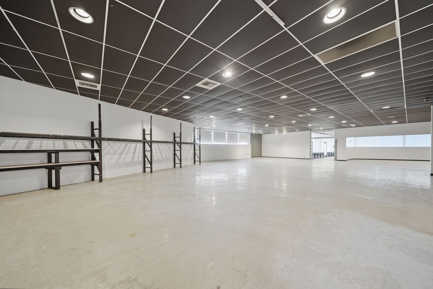 More Photos Of 1544 E Warner Ave, Santa Ana Freestanding For Sale