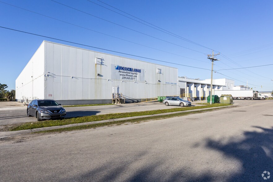 Primary Photo Of 7952 Interstate Ct, North Fort Myers Refrigeration Cold Storage For Sale