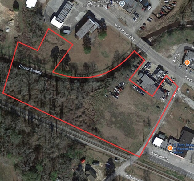 More Photos Of 300 W Seaboard St st, Bladenboro Industrial For Sale