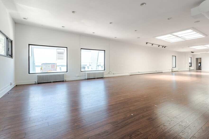 More Photos Of 1070 Bannock St, Denver Storefront Retail Office For Lease