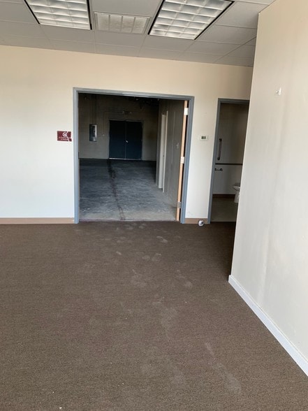 More Photos Of 538 N Main St, Emporia Unknown For Lease