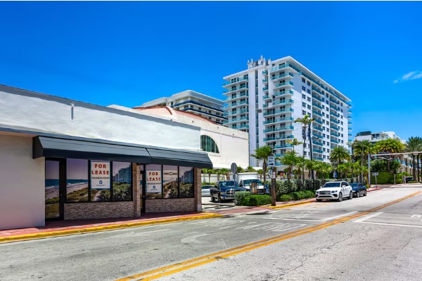 More Photos Of 225 95th St, Surfside Storefront For Lease