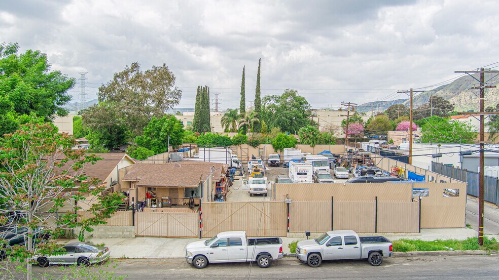 More Photos Of 15723 Kadota St, Sylmar Land For Sale