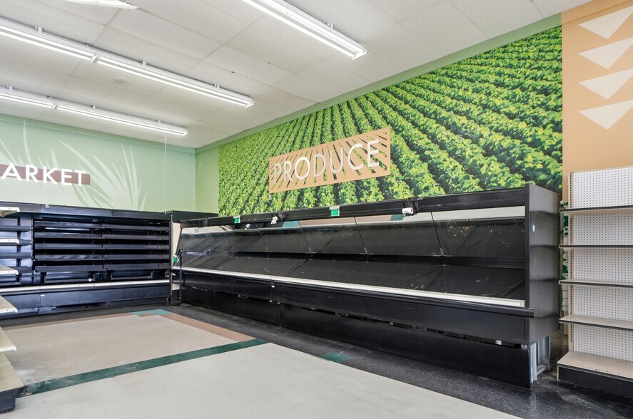 More Photos Of 602 E Main St, Cridersville General Retail For Sale