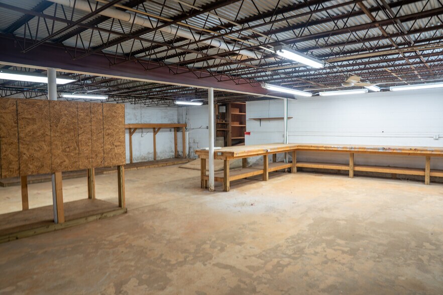 More Photos Of 105 Old Epps Bridge Rd, Athens Office For Lease