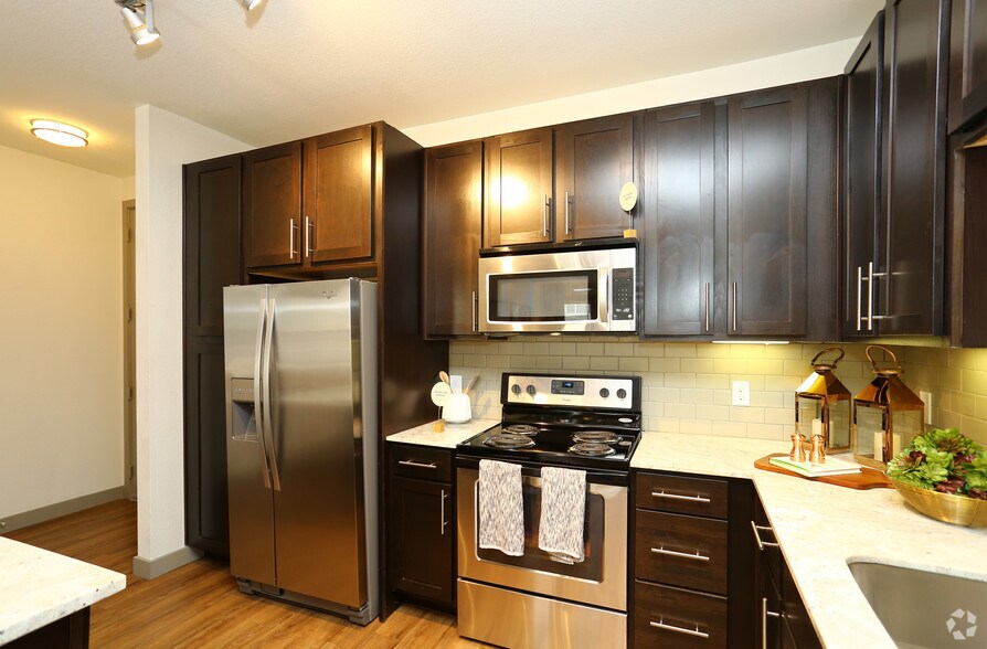 More Photos Of 403 E Koenig Ln, Austin Apartments For Lease