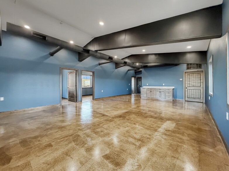 More Photos Of 3050 Highway 52 South, Minot Flex For Lease