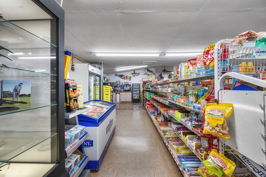 More Photos Of 10277 N 2130 Rd, Foss Convenience Store For Sale