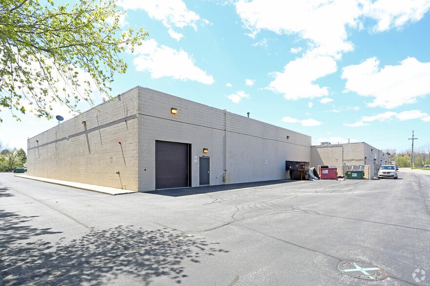 More Photos Of 4130-4146 24th Ave, Fort Gratiot Storefront For Lease