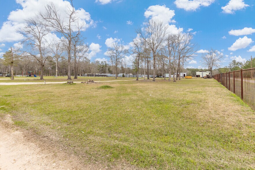 More Photos Of 2565 Lee Turner Rd, Cleveland Manufacturing For Sale