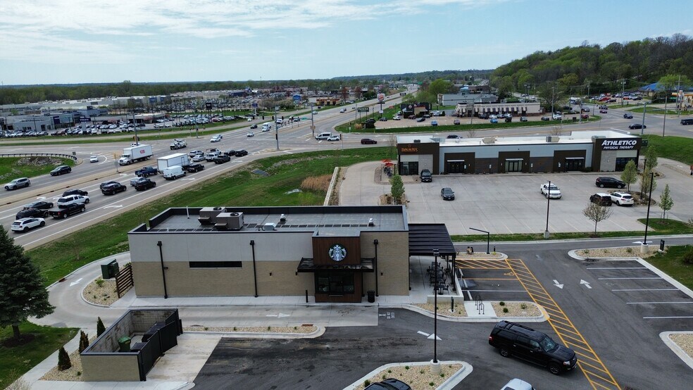 More Photos Of 4200 38th Ave, Moline General Retail For Sale