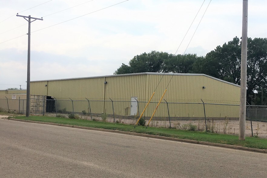 More Photos Of 1409 N K Ave, Sioux Falls Warehouse For Lease