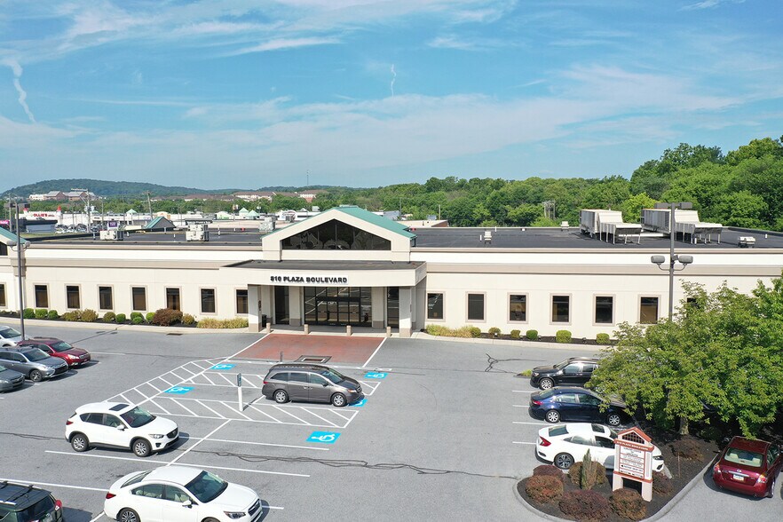Primary Photo Of 142 Park City Ctr, Lancaster Unknown For Lease