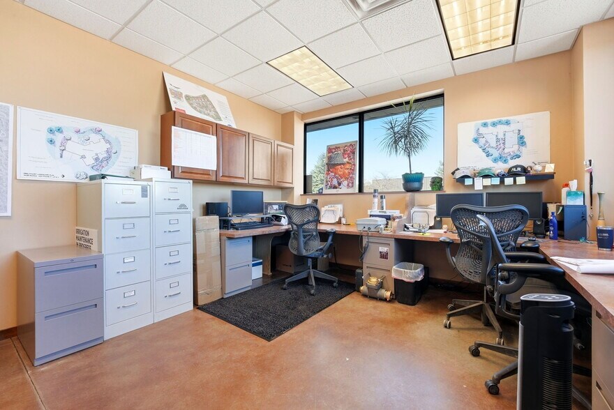 More Photos Of 1925 Aeroplaza Dr, Colorado Springs Warehouse For Lease