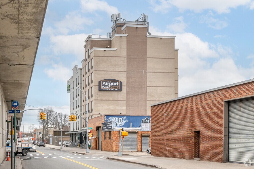 More Photos Of 139-09 Archer Ave, Jamaica Hotel For Lease