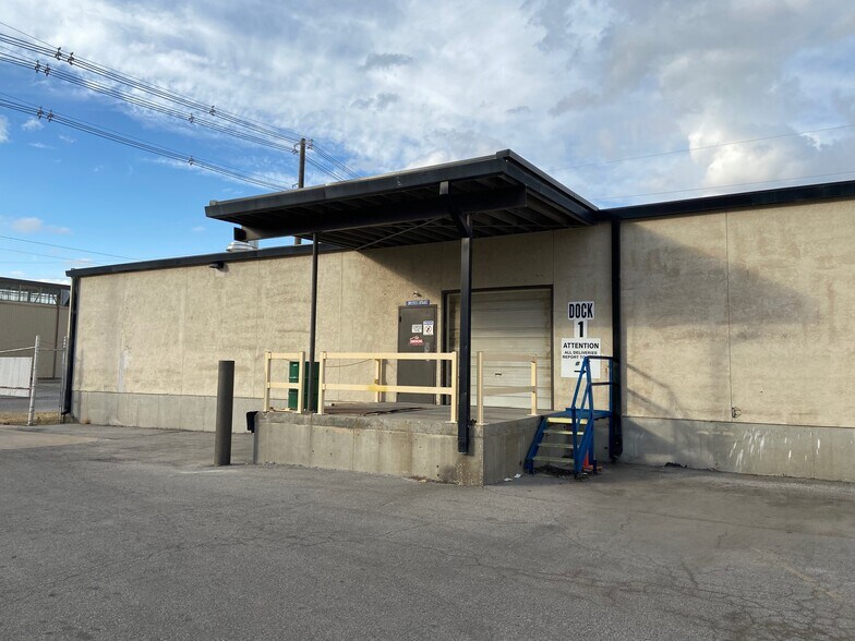 More Photos Of 25 Funston Rd, Kansas City Warehouse For Sale