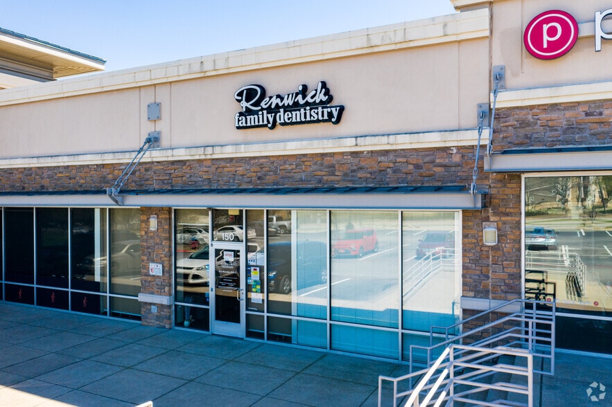 More Photos Of 2051 Gattis School Rd, Round Rock Unknown For Lease