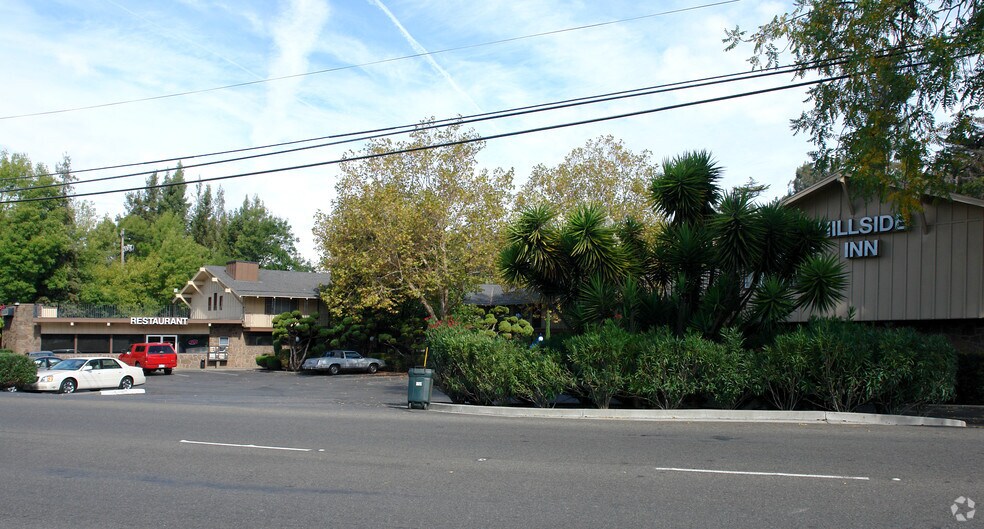Primary Photo Of 2901 4th St, Santa Rosa Hotel For Sale