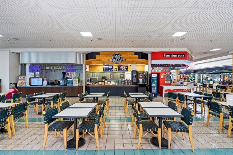 Primary Photo Of 200 W Hanley Ave, Coeur d'Alene Department Store For Sale