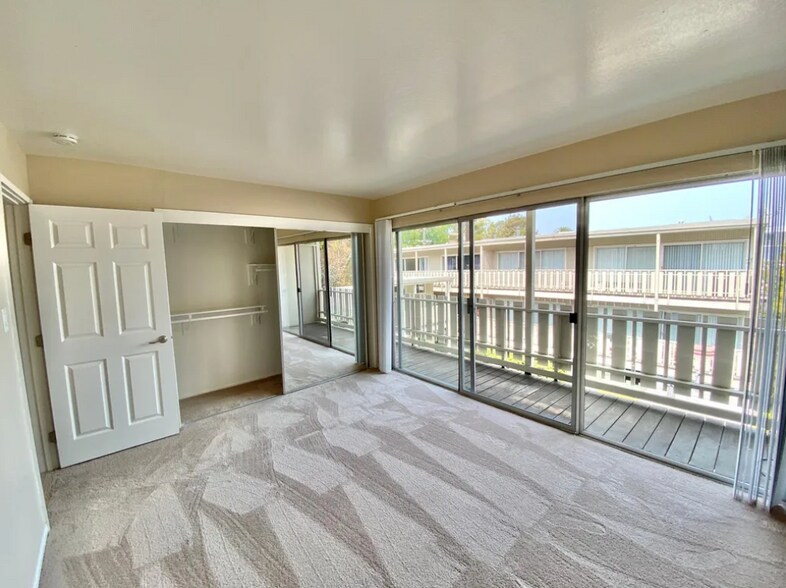 More Photos Of 2401 Carlmont Dr, Belmont Apartments For Sale